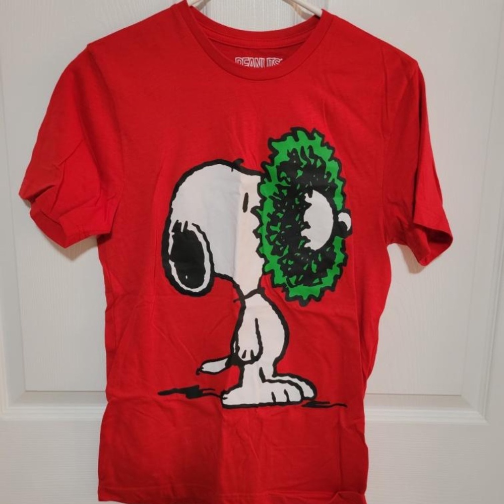 Snoopy t-shirt